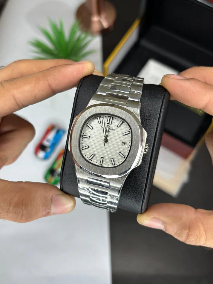 PP Nautilus Silver | White